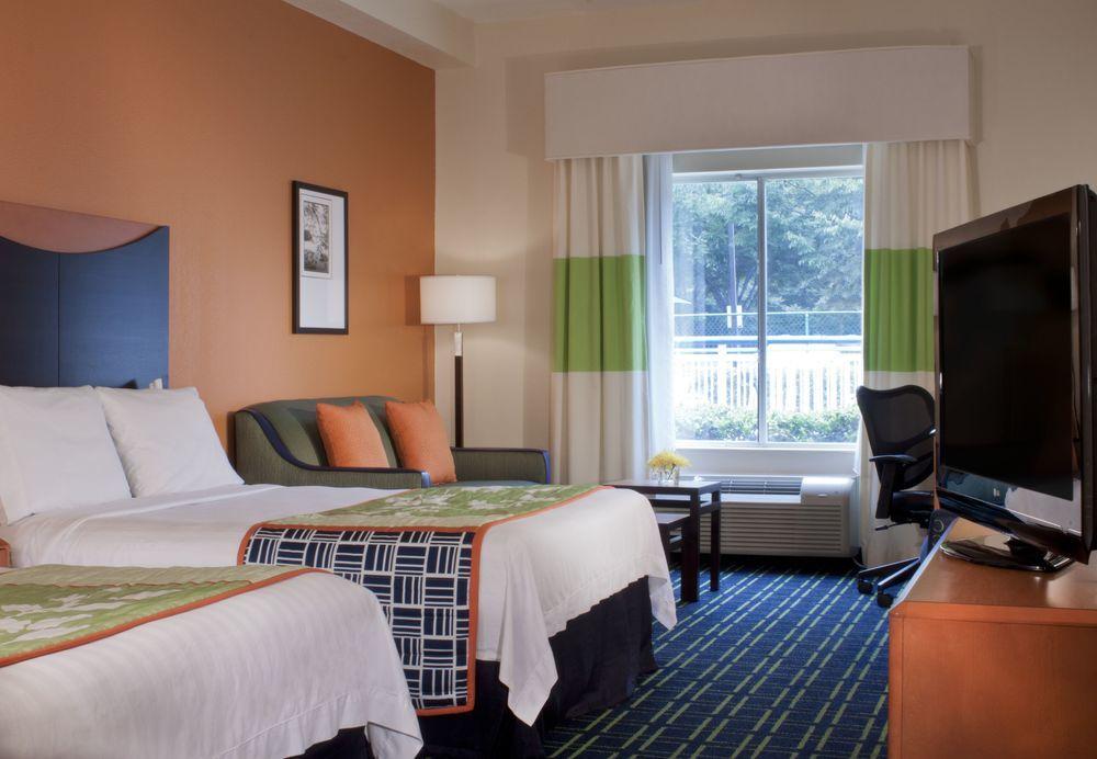 Fairfield Inn & Suites By Marriott Atlanta Кеннесо Екстер'єр фото