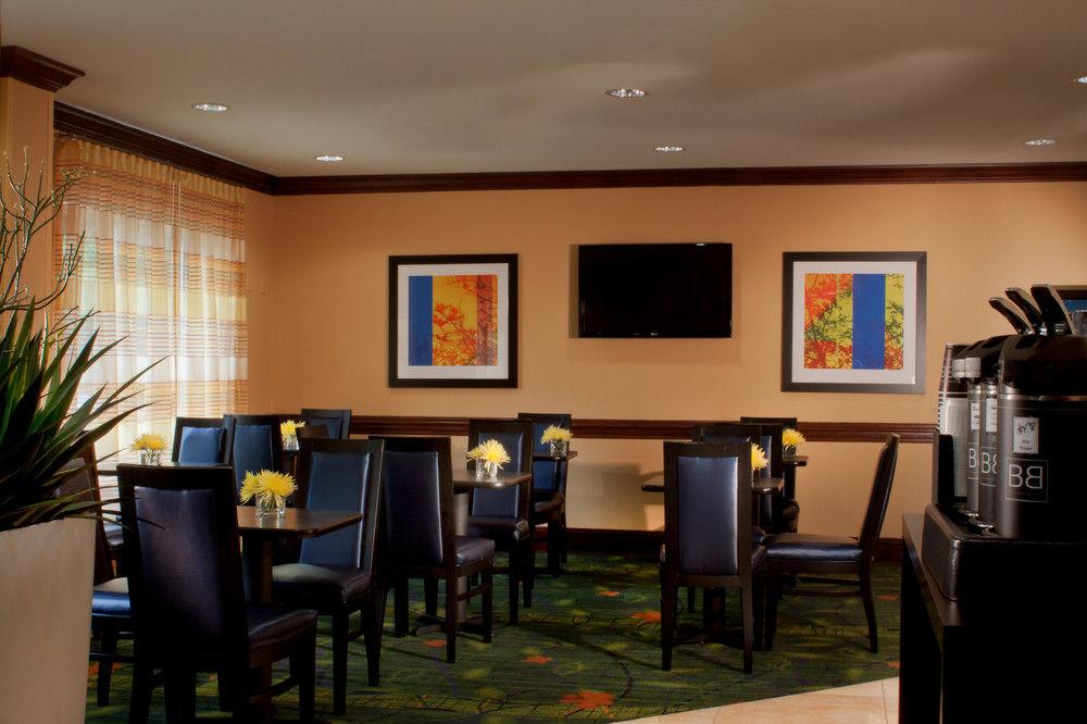 Fairfield Inn & Suites By Marriott Atlanta Кеннесо Екстер'єр фото