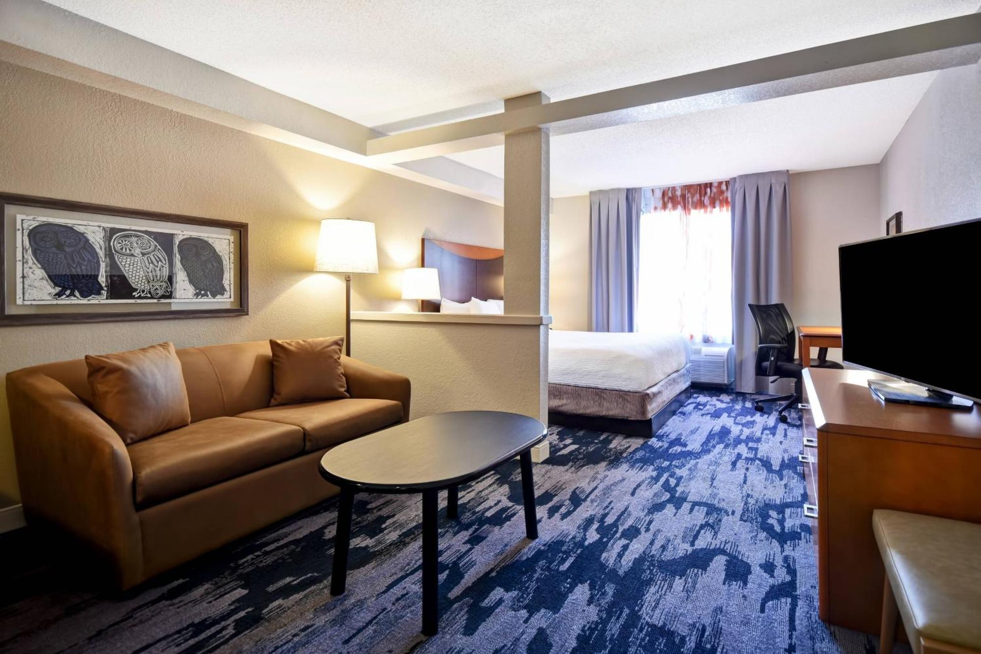Fairfield Inn & Suites By Marriott Atlanta Кеннесо Екстер'єр фото